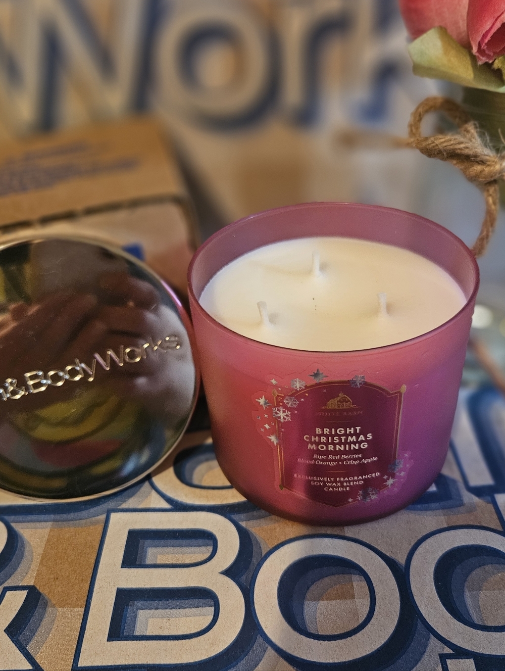 NWT Bath & Body Works Bright Christmas Morning 3-wick Candle - Pink and Gold - Picture 3 of 6